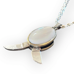 Necklace with Emergency Cutting Tool (Small Knife)