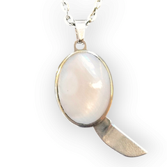 Necklace with Emergency Cutting Tool (Small Knife)