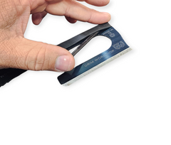 Firefly Blade: Credit Card Knife for Your Wallet