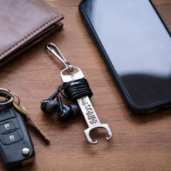 Earbud Holder Micro Tool: Earbud Wrap and Cord Organizer