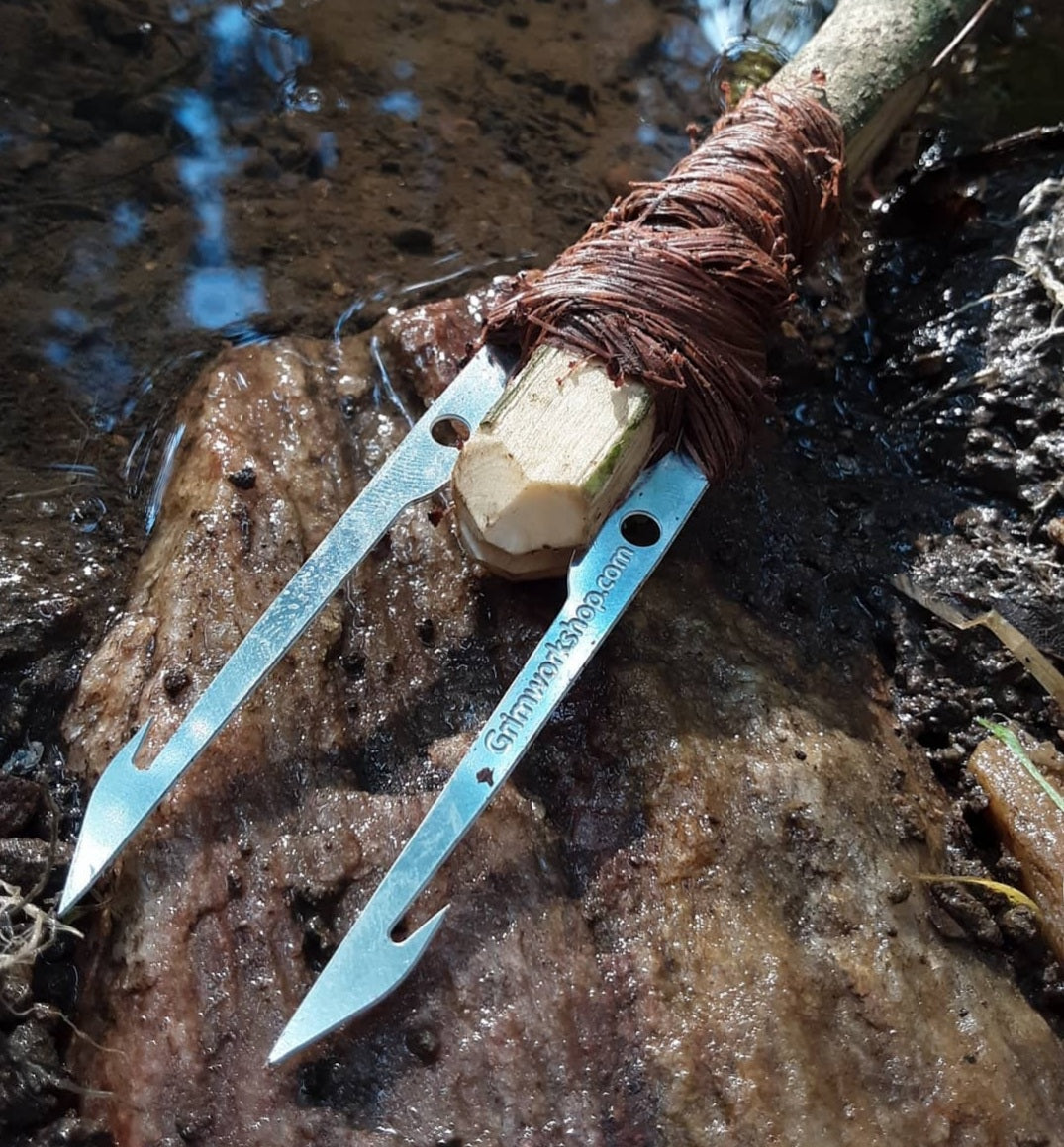 Wayne Russell from alone Kullcraven 11 in 1 credit card tool multi tool survival card