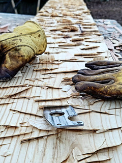 The adze tool multifunctional blade and credit card knife. 