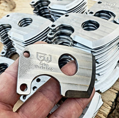 The adze tool multifunctional blade and credit card knife. 