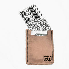 The fishing card survival fishing kit is a complete emergency fishing kit in one.