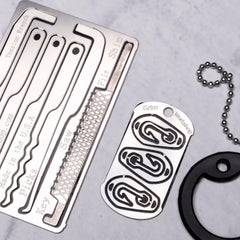 Survival Fishing Necklace : Hook and Lure Dog Tag