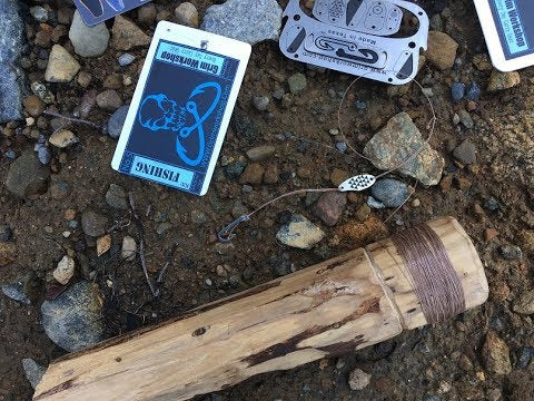 Pocket Survival Fishing Kit and Card Caster Handline Fishing Reel