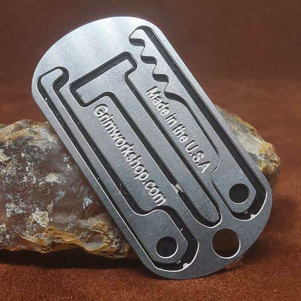 Lockpick Kit Dog Tag Tool Necklace-Grimworkshop-bugoutbag-bushcraft-edc-gear-edctool-everydaycarry-survivalcard-survivalkit-wilderness-prepping-toolkit